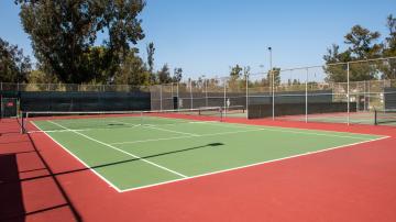 Tennis court at Laguna Niguel Regional Park