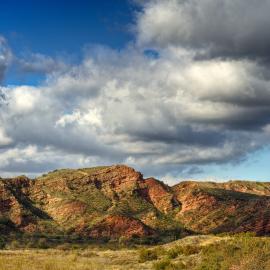 Blackstar Canyon - Red cliffs 
